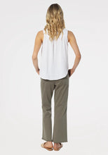 Dylan | Sleeveless Button Front