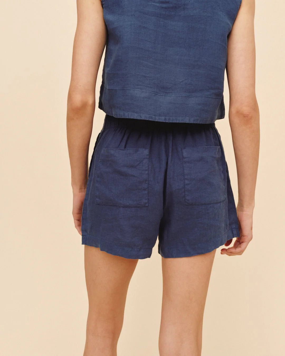 Bella Dahl | Double Pleat Short