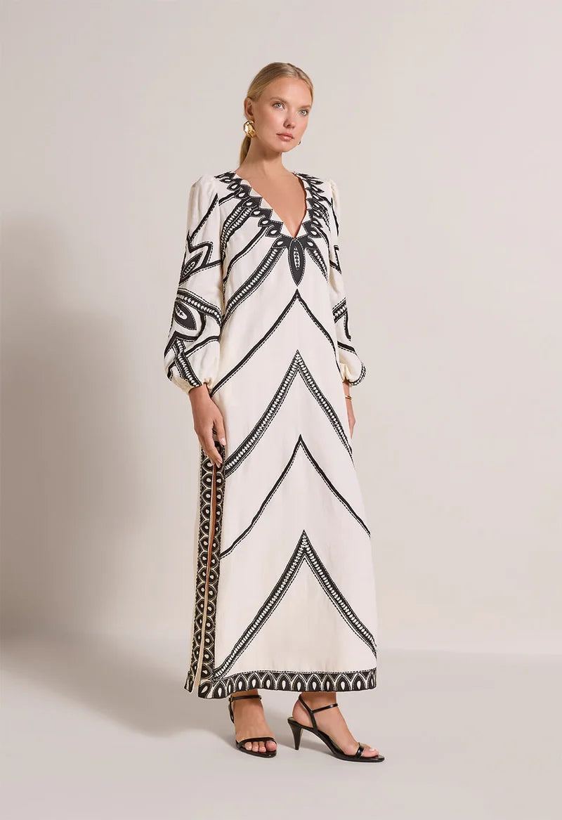 Scarlett Poppies | Hillary Kaftan