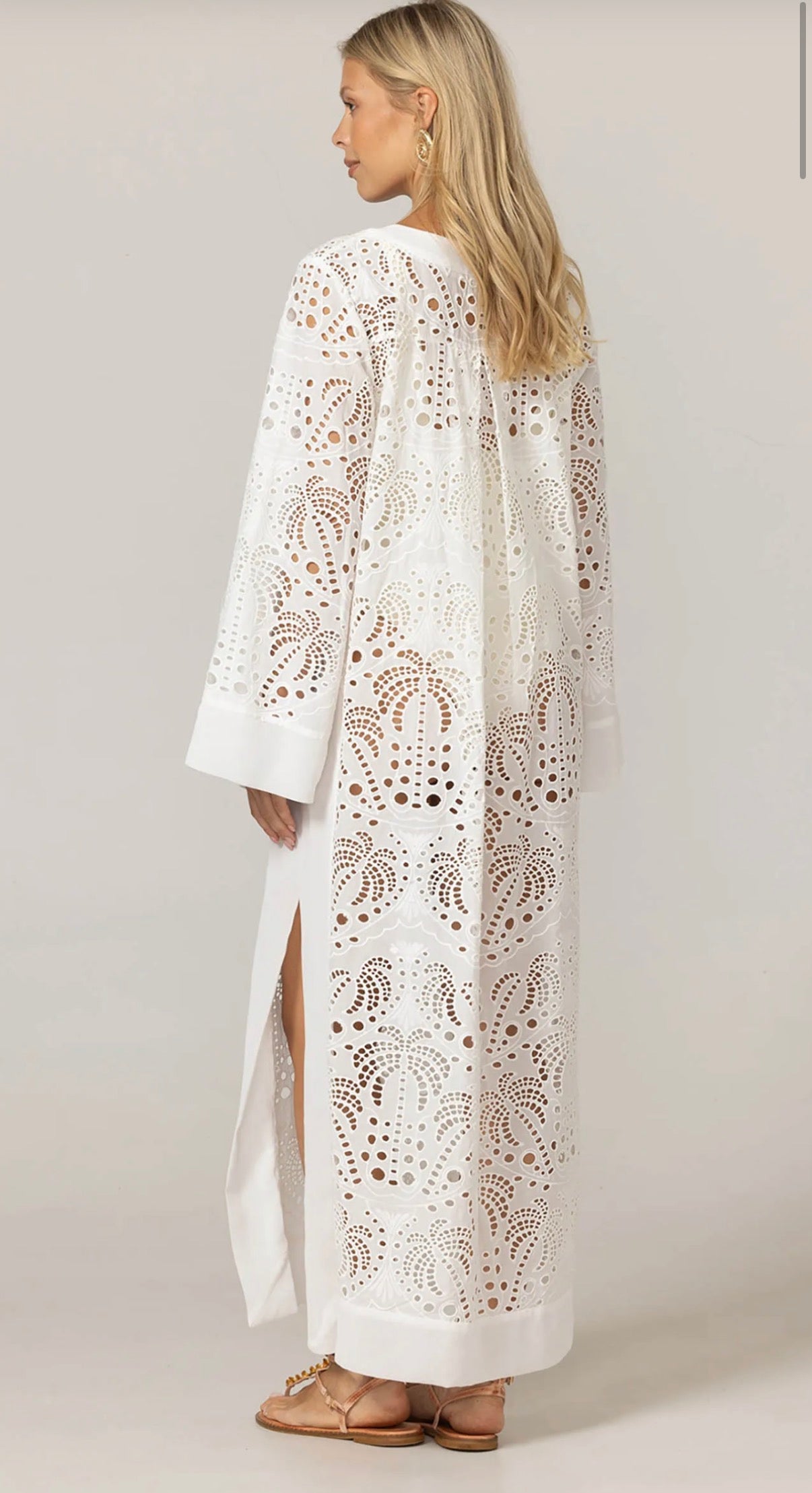 Miss June | Amara Kaftan
