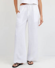 Bella Dahl | Ruffle Waist Wide Leg Pant