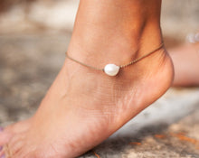 Tula Blue | Single Freshwater Pearl Anklet